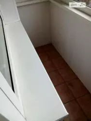   , , ,    8