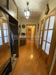 Продаж 2х кімнатна квартира, тихий район на Оболоні, Бережанська, 18 фото 8 Продаж 2х кімнатна квартира, тихий район на Оболоні, Бережанська, 18 фото 8