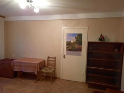 Продам 2-х кімнатну на Русанівці, вул. Ентузіастів, 31/1. фото 10 Продам 2-х кімнатну на Русанівці, вул. Ентузіастів, 31/1. фото 10