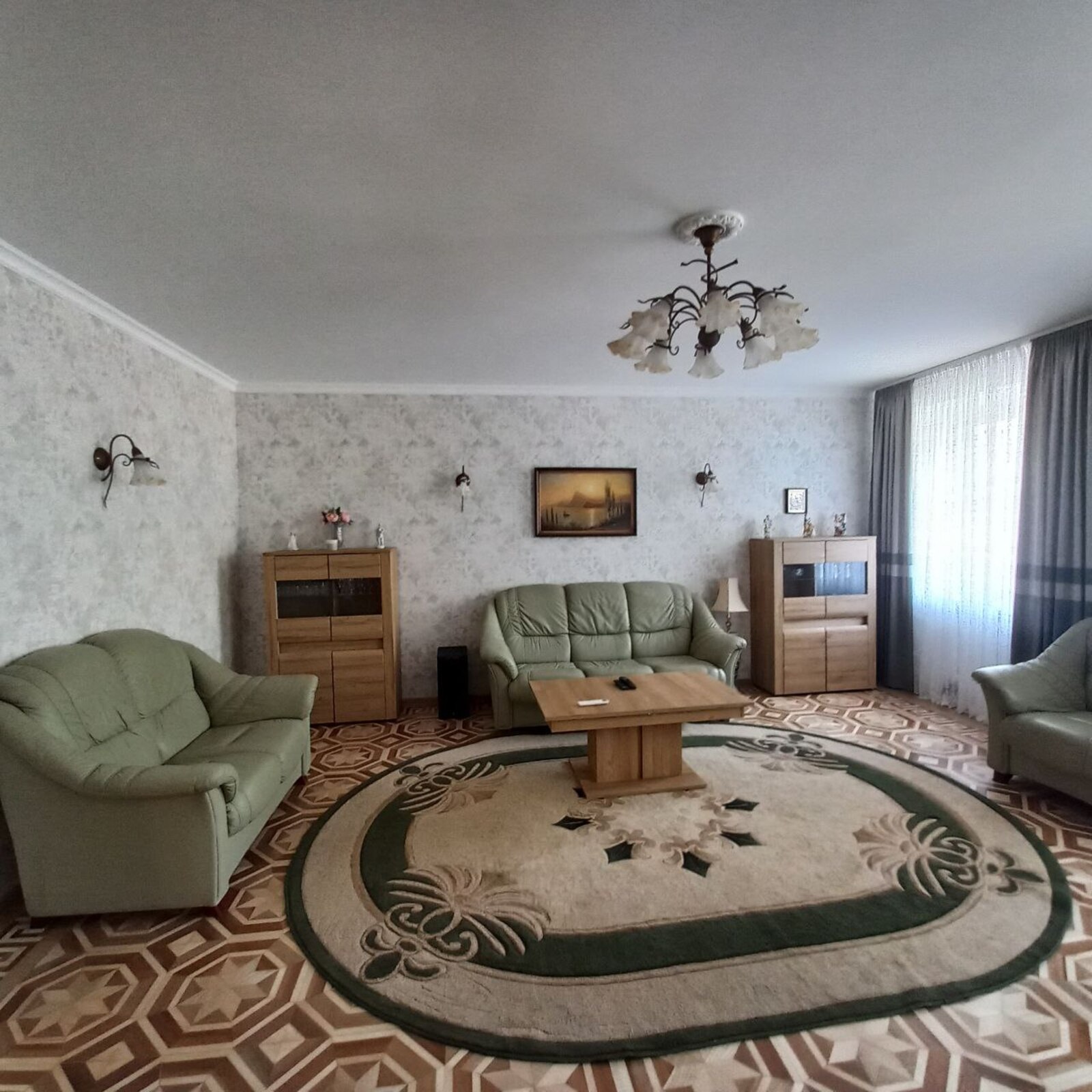 3к. квартира з ремонтом у центрі міста фото 1 3к. квартира з ремонтом у центрі міста фото 1