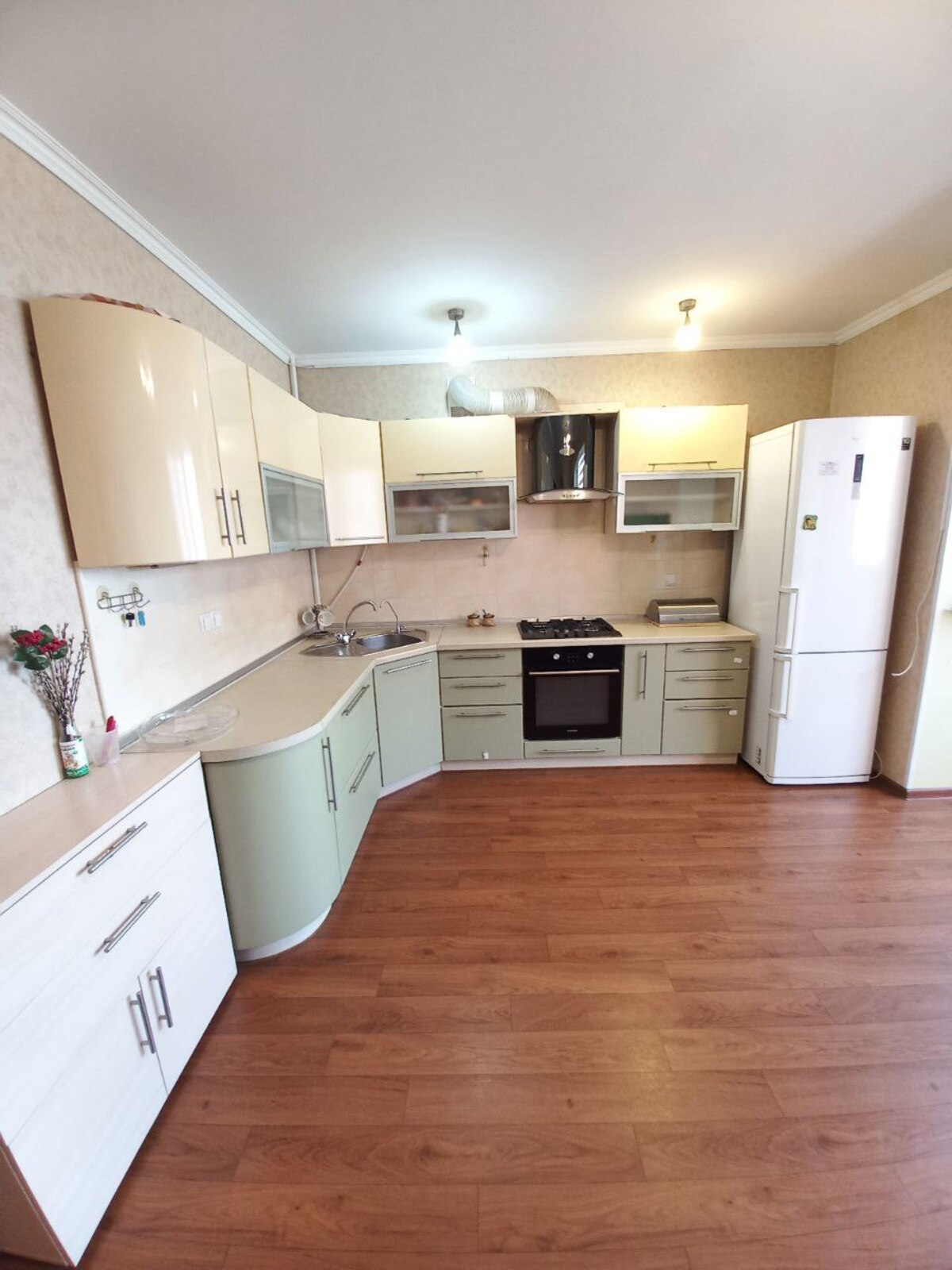 2к.квартира з ремонтом, меблями фото 1 2к.квартира з ремонтом, меблями фото 1