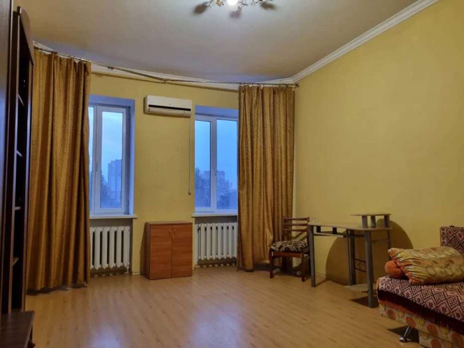 Продаёться 1 комнатная квартира 41м.кв. по ул.Тополёвая 'Вузовский'. фото 1 Продаёться 1 комнатная квартира 41м.кв. по ул.Тополёвая 'Вузовский'. фото 1