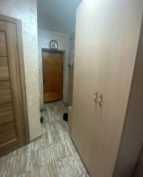         ,  10