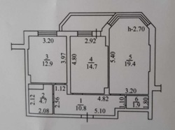         4