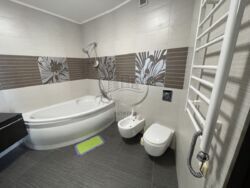 ������ �������� � ��������� �� '�����', ������� 522 ����. ���� 8