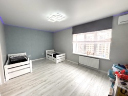 Продається простора квартира з дизайнерським ремонтом в центрі міста фото 12 Продається простора квартира з дизайнерським ремонтом в центрі міста фото 12