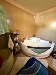 Продам 2кк з прибудовою, власним окремим входом та гаражем. фото 15 Продам 2кк з прибудовою, власним окремим входом та гаражем. фото 15