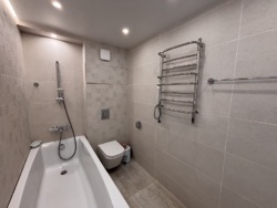 Продається 4кк з дизайнерським ремонтом фото 9 Продається 4кк з дизайнерським ремонтом фото 9