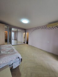 Пропоную 2 кімнатну квартиру в Центрі фото 9 Пропоную 2 кімнатну квартиру в Центрі фото 9