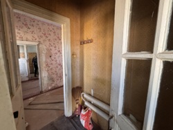 Продається 2к жилкоп під ремонт з окремим входом, недалеко від центра міста фото 11 Продається 2к жилкоп під ремонт з окремим входом, недалеко від центра міста фото 11