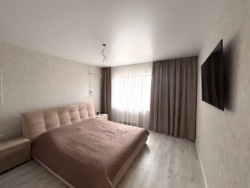 Продається простора квартира з дизайнерським ремонтом в центрі міста фото 21 Продається простора квартира з дизайнерським ремонтом в центрі міста фото 21