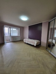 Пропоную 2 кімнатну квартиру в Центрі фото 8 Пропоную 2 кімнатну квартиру в Центрі фото 8