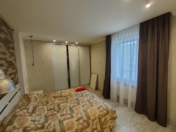 Продається 2кк 1/2 в районі 6-ї Слобідської фото 1 Продається 2кк 1/2 в районі 6-ї Слобідської фото 1