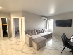 Продається простора квартира з дизайнерським ремонтом в центрі міста фото 4 Продається простора квартира з дизайнерським ремонтом в центрі міста фото 4