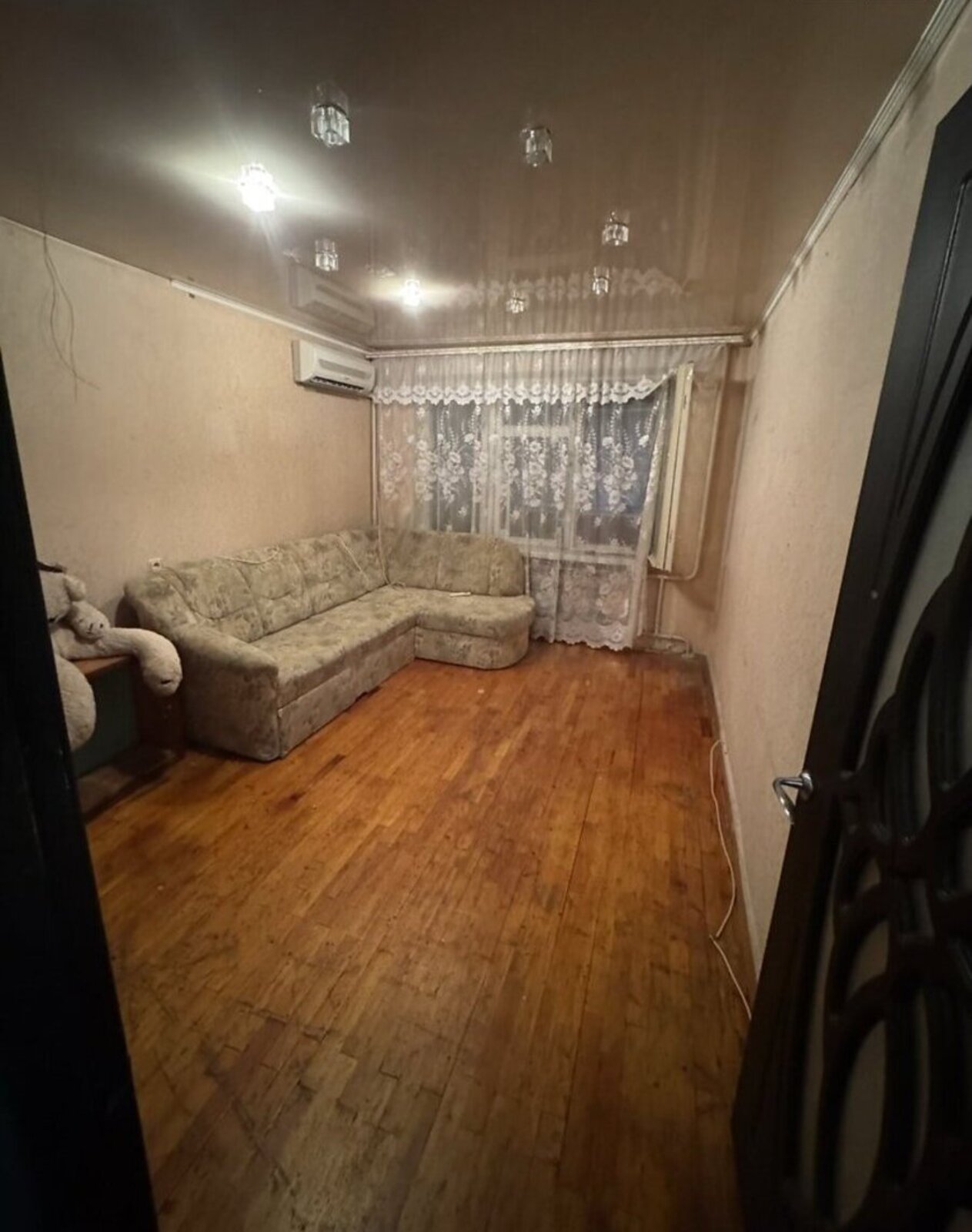 1 - комн. 39 м. кв. ул. Титова. Жилое состояние. фото 1 1 - комн. 39 м. кв. ул. Титова. Жилое состояние. фото 1