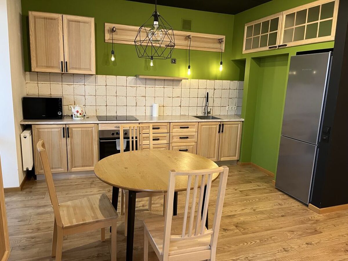 3 - ����. 90 �. ��. �� Best House. ������. ������. �������. ���� 1