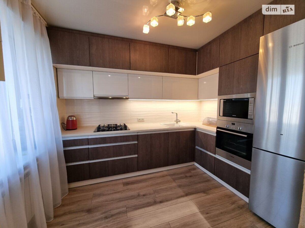 4-����. 75,2 �. ��. �������. ������. ������. ������� ���� 1