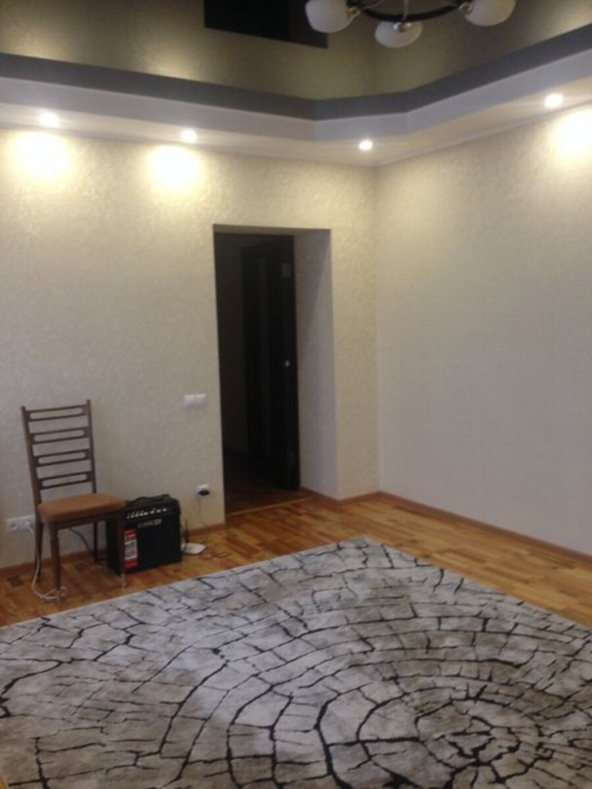 Продам 2х комн квартиру Центр фото 1 Продам 2х комн квартиру Центр фото 1