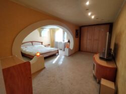 �������� 3-� ���������, 305 �. ��. ��. ���� ��������. ������. ������. �������. ���� 15