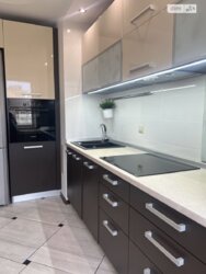 ������ 4-� �.��, � ��������/�������/��������/���������� �.�. �������� ���� 9