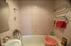 3- ����. �����. 77,9 �. ��. ���������, 3 ������ � �������� �����. ���� 29