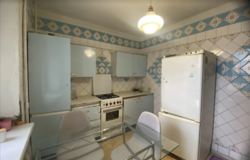 3- ����. �����. 77,9 �. ��. ���������, 3 ������ � �������� �����. ���� 26