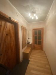 ������ 2 ����. � �������� 2/9��. �-� �������, 42000 �.� ���� 10