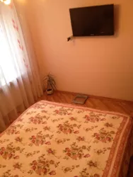 4 - комн. 90 м. кв. ул. Рабочая. Хорошее состояние. фото 5 4 - комн. 90 м. кв. ул. Рабочая. Хорошее состояние. фото 5