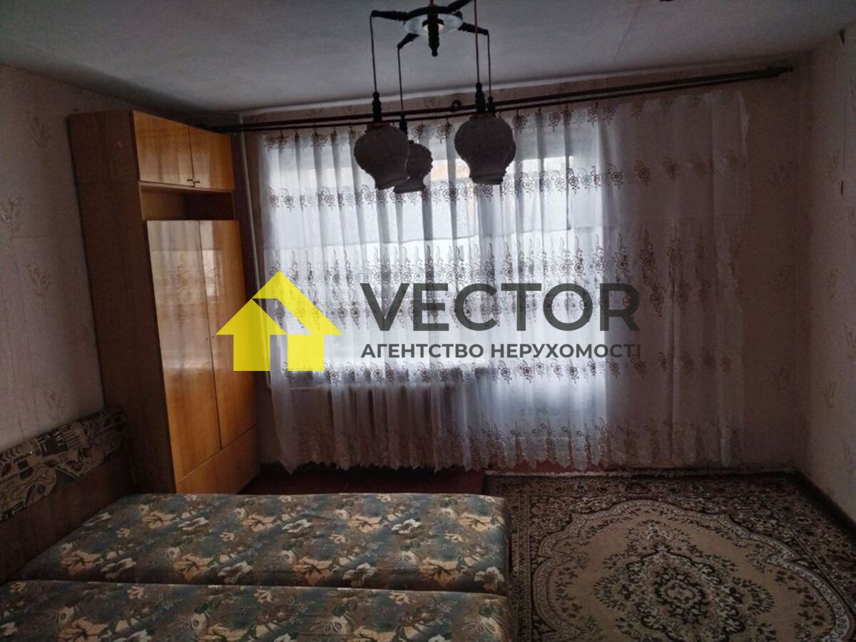 ������ 3-� ������� �������� �� ����� ���� 1