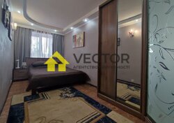 Продаж двокімнатної квартири в центрі міста фото 9 Продаж двокімнатної квартири в центрі міста фото 9