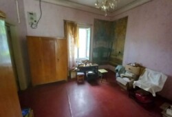 Продається простора 3-кімнатна квартира в одноповерховому будинку фото 4 Продається простора 3-кімнатна квартира в одноповерховому будинку фото 4