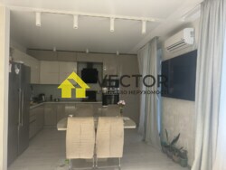 У продажу дворівнева квартира у Новобудові! фото 3 У продажу дворівнева квартира у Новобудові! фото 3