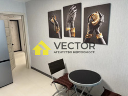 Двокімнатна квартира в самому Центрі міста, євроремонт! фото 3 Двокімнатна квартира в самому Центрі міста, євроремонт! фото 3