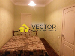 Продаж 2-кімнатної квартири в історичному центрі Полтави фото 2 Продаж 2-кімнатної квартири в історичному центрі Полтави фото 2