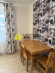 Продається простора та світла 2 кімнатна квартира фото 4 Продається простора та світла 2 кімнатна квартира фото 4