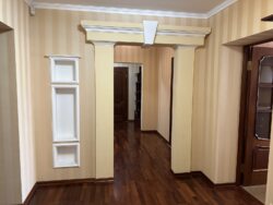 Продається статусна квартира в самому центрі міста! фото 3 Продається статусна квартира в самому центрі міста! фото 3