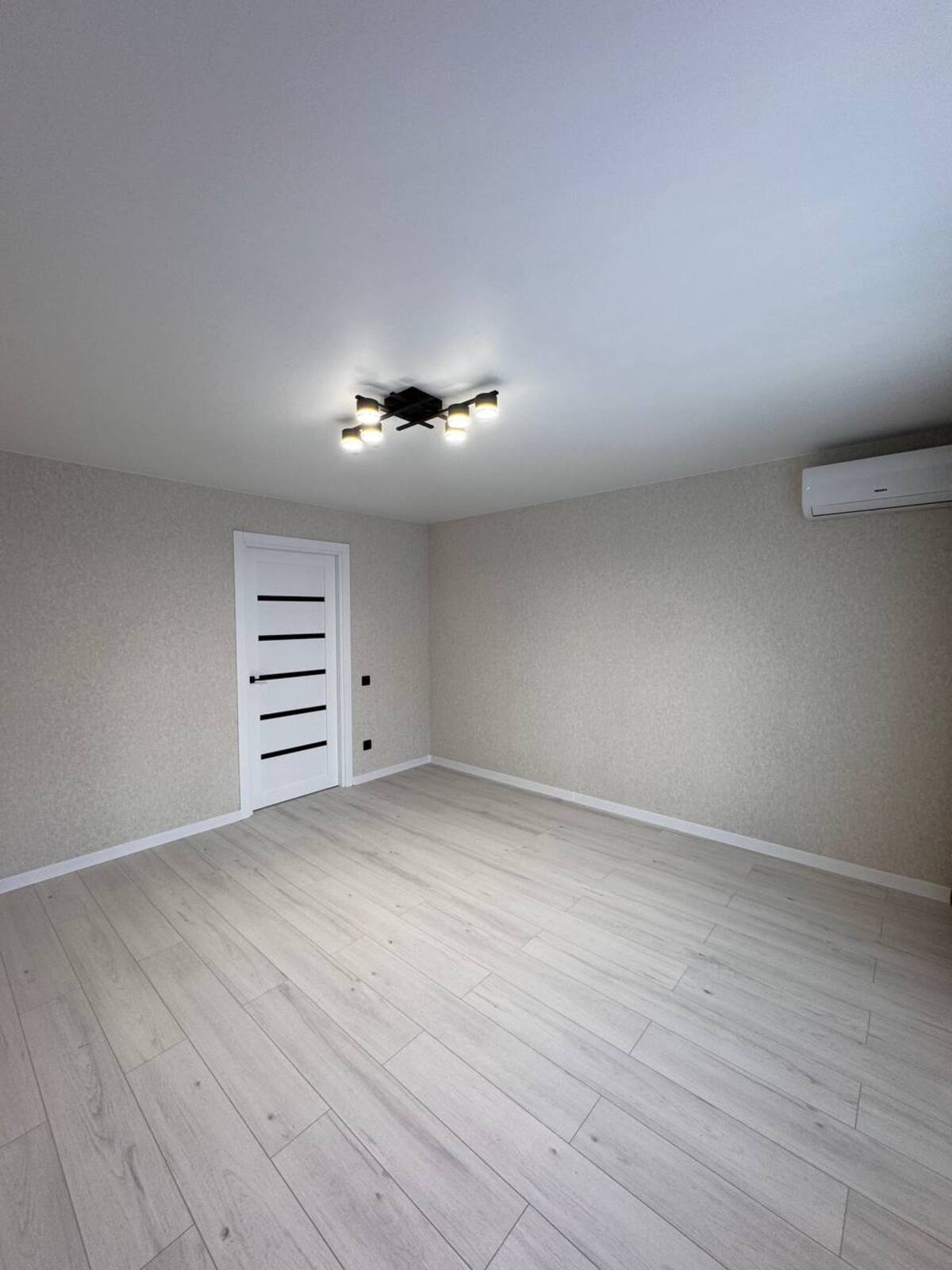 Продам 3-х кімнатну квартиру на Новомиколаївці в Кропивницькому фото 1 Продам 3-х кімнатну квартиру на Новомиколаївці в Кропивницькому фото 1