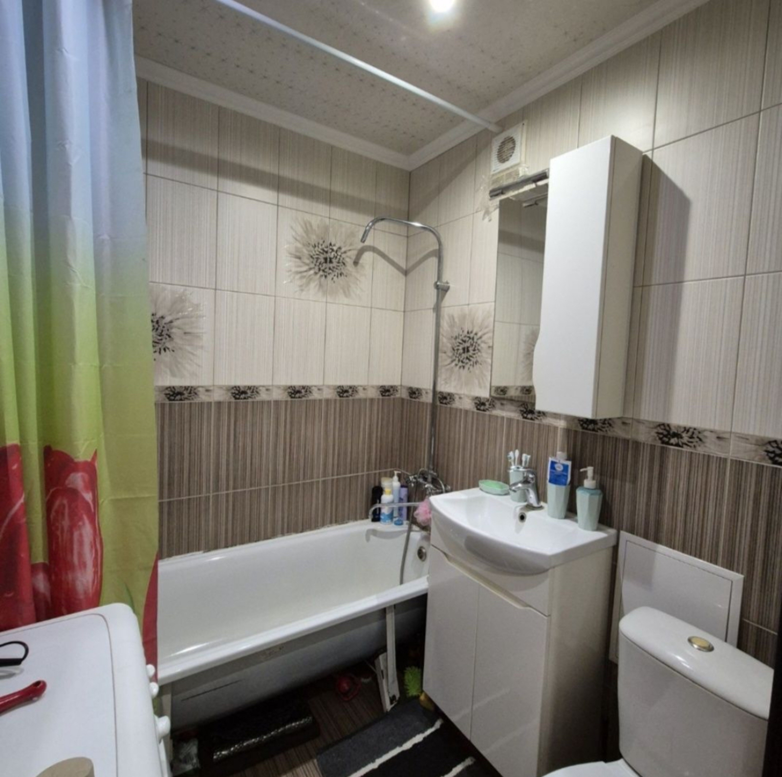 ������ 2-� ������� �� 5/5 � �������������� ���� 1