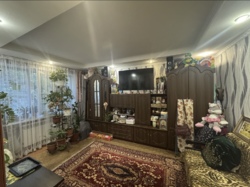 Продам двокімнатну квартиру на 5/5 в м. Кропивницький фото 1 Продам двокімнатну квартиру на 5/5 в м. Кропивницький фото 1