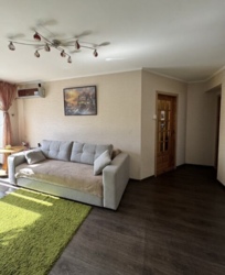 Продам трикімнатну квартиру на Ковалівці в м. Кропивницький фото 1 Продам трикімнатну квартиру на Ковалівці в м. Кропивницький фото 1