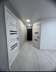 Продам 2-х кімнатну квартиру на Черемушках в Кропивницькому фото 4 Продам 2-х кімнатну квартиру на Черемушках в Кропивницькому фото 4