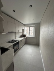 Продаж двокімнатної квартири на Жадова з новим ремонтом в м. Кропивницький фото 1 Продаж двокімнатної квартири на Жадова з новим ремонтом в м. Кропивницький фото 1