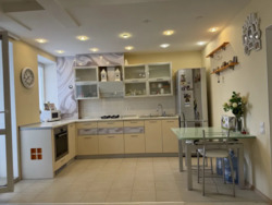 Затишок, тепло і тиша — ідеальна квартира біля парку фото 7 Затишок, тепло і тиша — ідеальна квартира біля парку фото 7