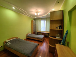 Простора 4-кімнатна квартира в ЖК 'Зоряне містечко'! фото 3 Простора 4-кімнатна квартира в ЖК 'Зоряне містечко'! фото 3