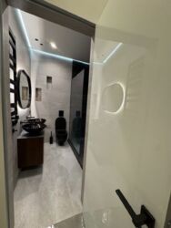 Продається квартира з дизайнерським дорогим ремонтом на Академіка Заболотного! фото 9 Продається квартира з дизайнерським дорогим ремонтом на Академіка Заболотного! фото 9