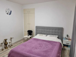 Продається 2-кімнатна квартира біля залізничного вокзалу та Старосінної площі. фото 1 Продається 2-кімнатна квартира біля залізничного вокзалу та Старосінної площі. фото 1