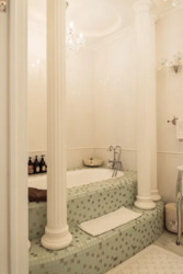 Елегантна квартира в самому серці Одеси — «Бельєтаж» фото 18 Елегантна квартира в самому серці Одеси — «Бельєтаж» фото 18