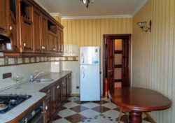 Простора 2-кімнатна квартира на Армійській фото 1 Простора 2-кімнатна квартира на Армійській фото 1