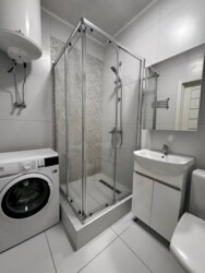 Студія з дизайнерським ремонтом у ЖК «Пространство на Радостной» фото 2 Студія з дизайнерським ремонтом у ЖК «Пространство на Радостной» фото 2