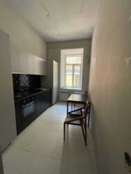 Простора квартира у центрі міста фото 1 Простора квартира у центрі міста фото 1